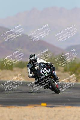 media/Nov-06-2023-Moto Forza (Mon) [[ce023d0744]]/3-Intermediate Group/Session 3 (Turn 5)/
